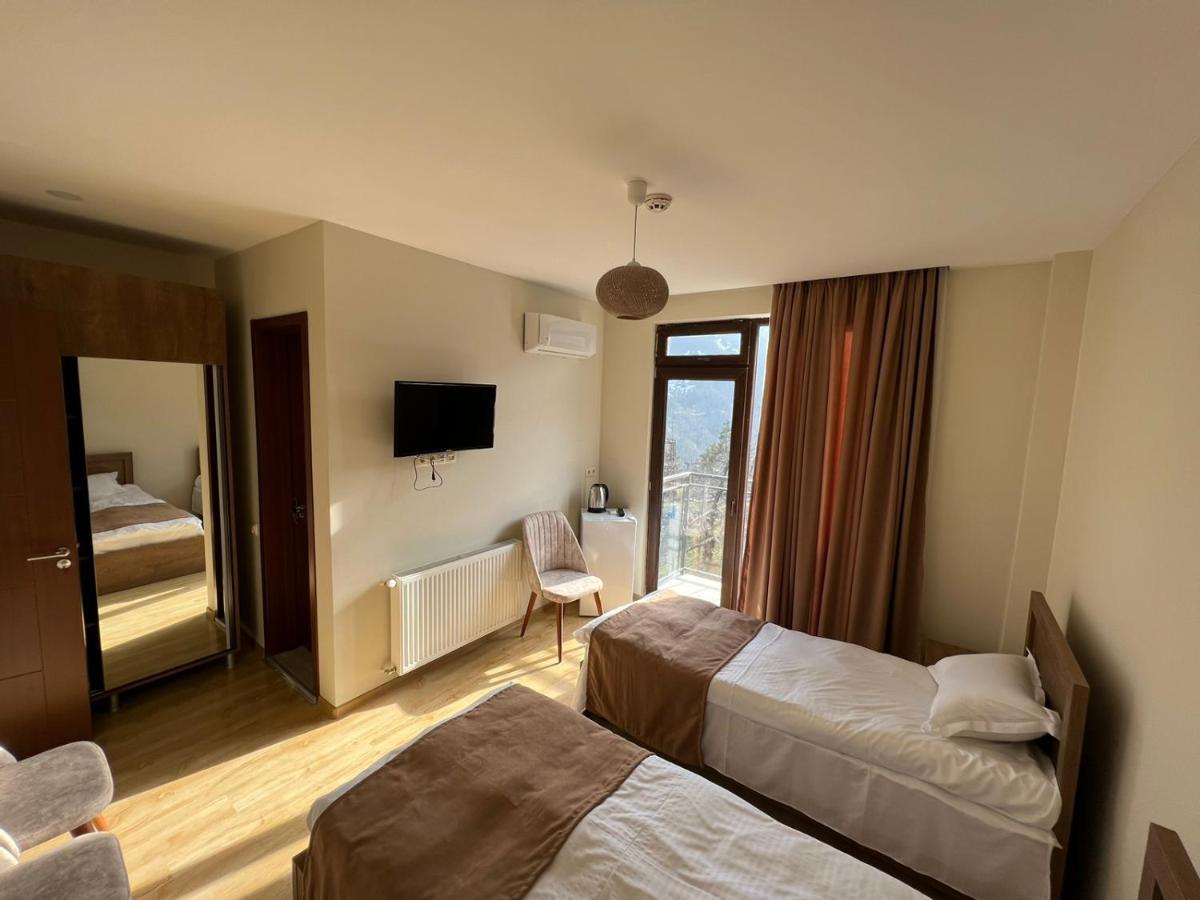 Hotel Khulo Lnn Экстерьер фото