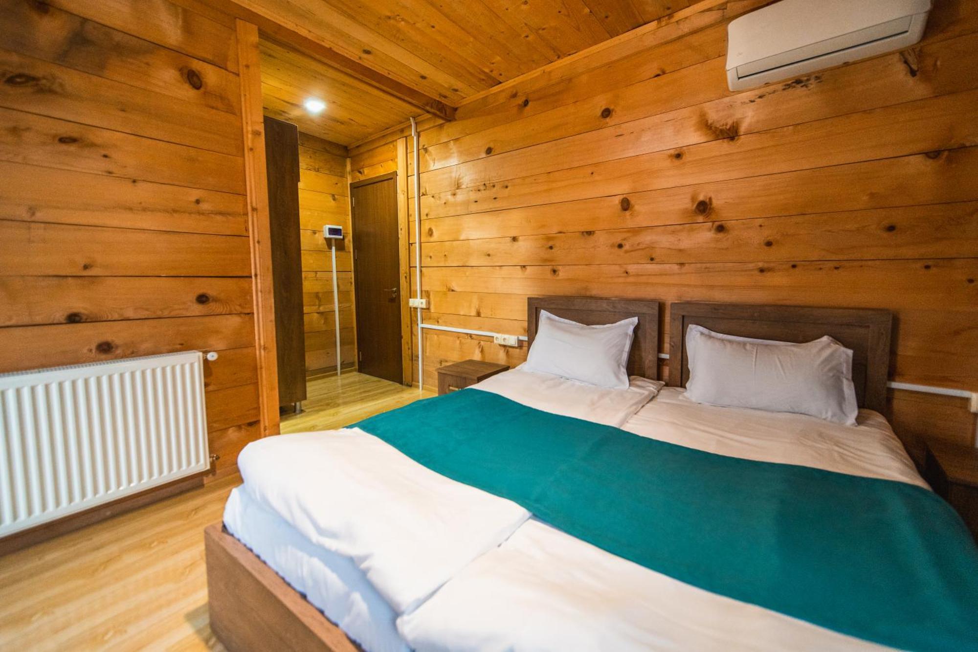 Hotel Khulo Lnn Экстерьер фото